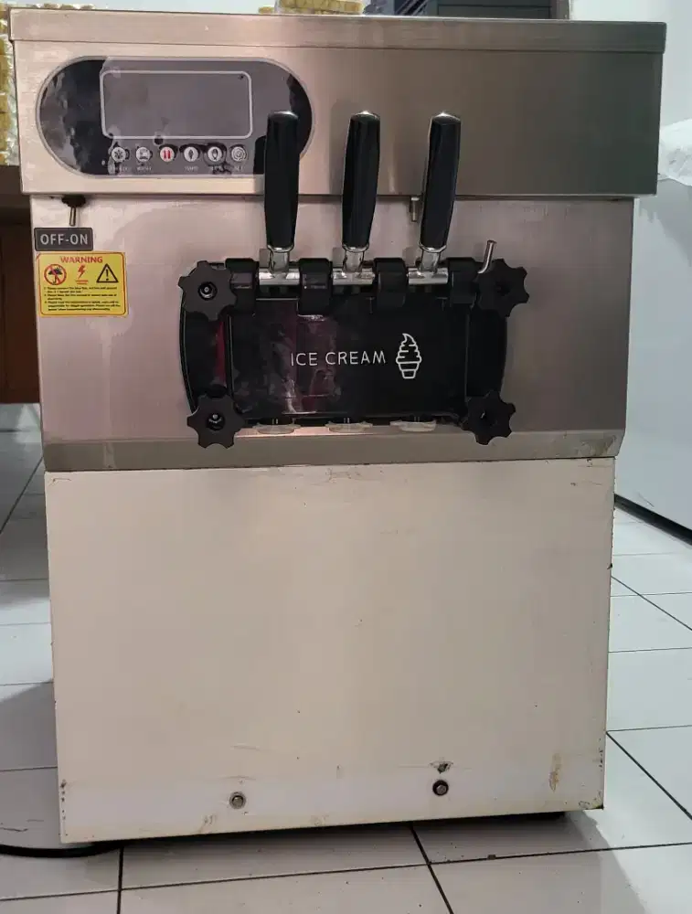 Mesin Ice Cream 3 rasa