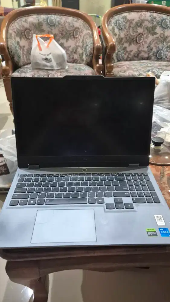 Lenovo LOQ 15IRX9 Bekas