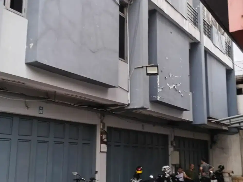 Ruko 3 Lantai Siap Pakai di Komplek Capitol Sudirman Bandung