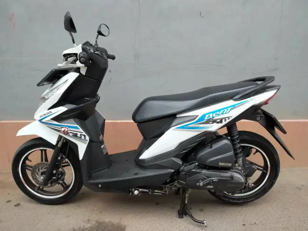Honda B e a t fi tahun 2018 ss komplit
