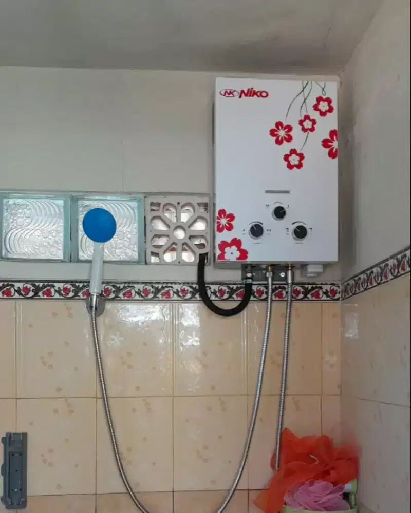 Pemanas Air Kamar Mandi x Niko