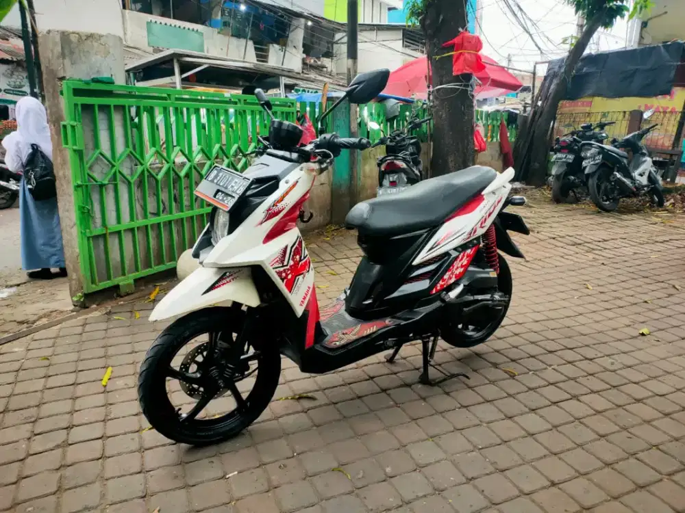 Yamaha X-Ride 115 Fullinjeksi Tahun 2015