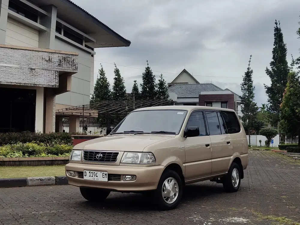 Kijang 1.8 LGX Bensin 2000 Manual Original Full Set Antik
