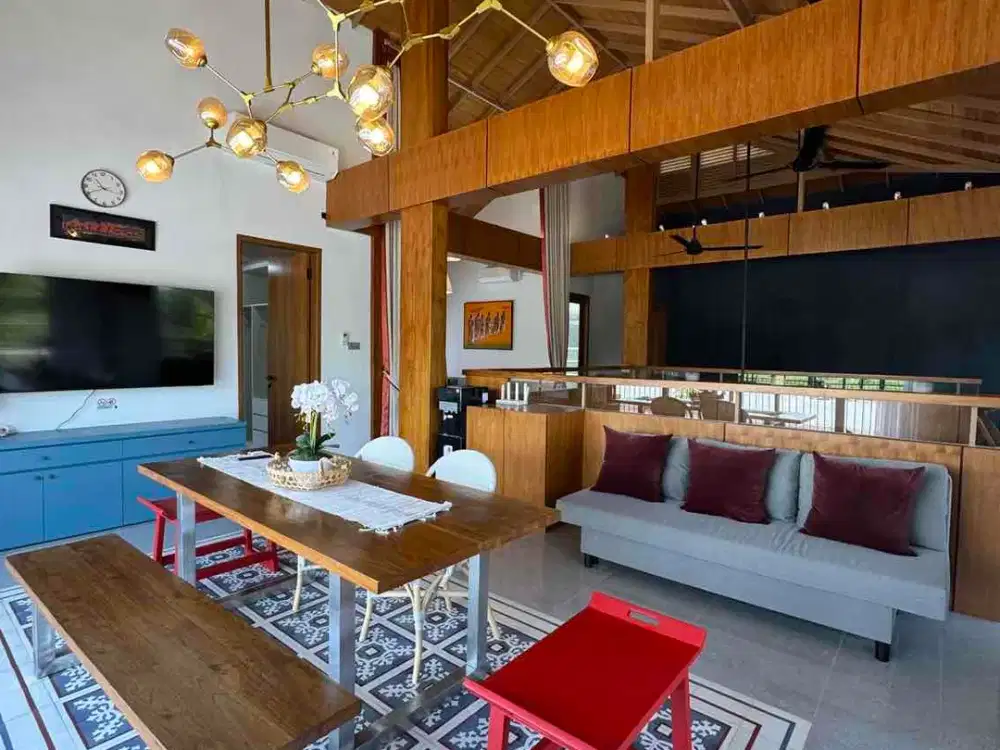 Villa View Merapi dan Sawah kolam renang pribadi di Jalan Kaliurang Km 12 dekat UII