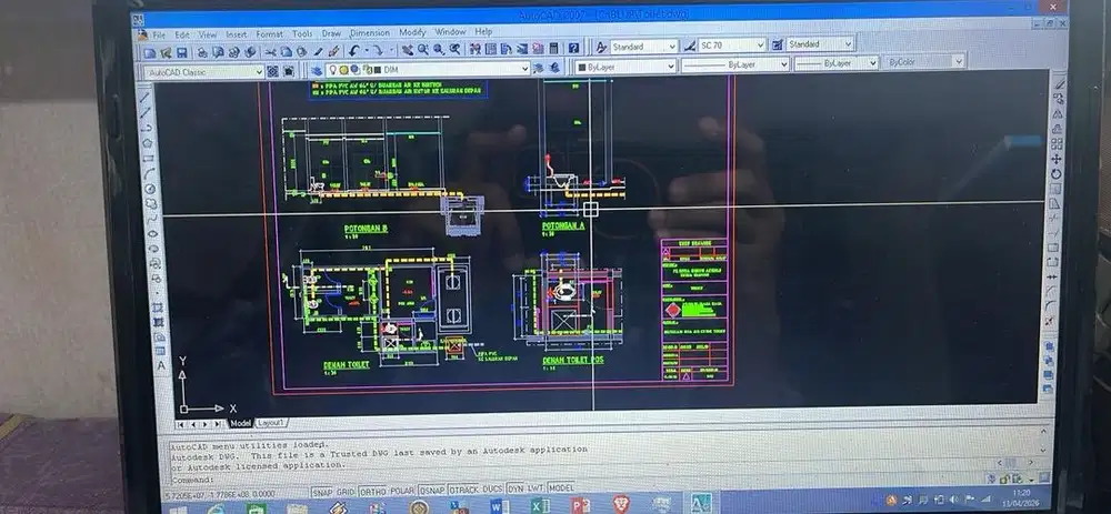 laptop gacorr buat autocad dll enteng