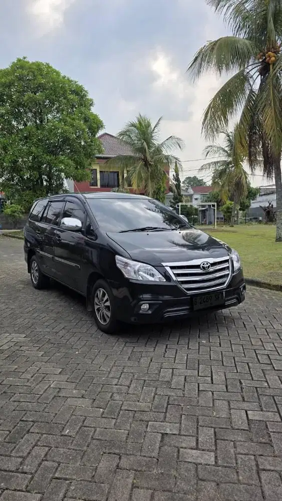 Innova G Diesel M/T 2015