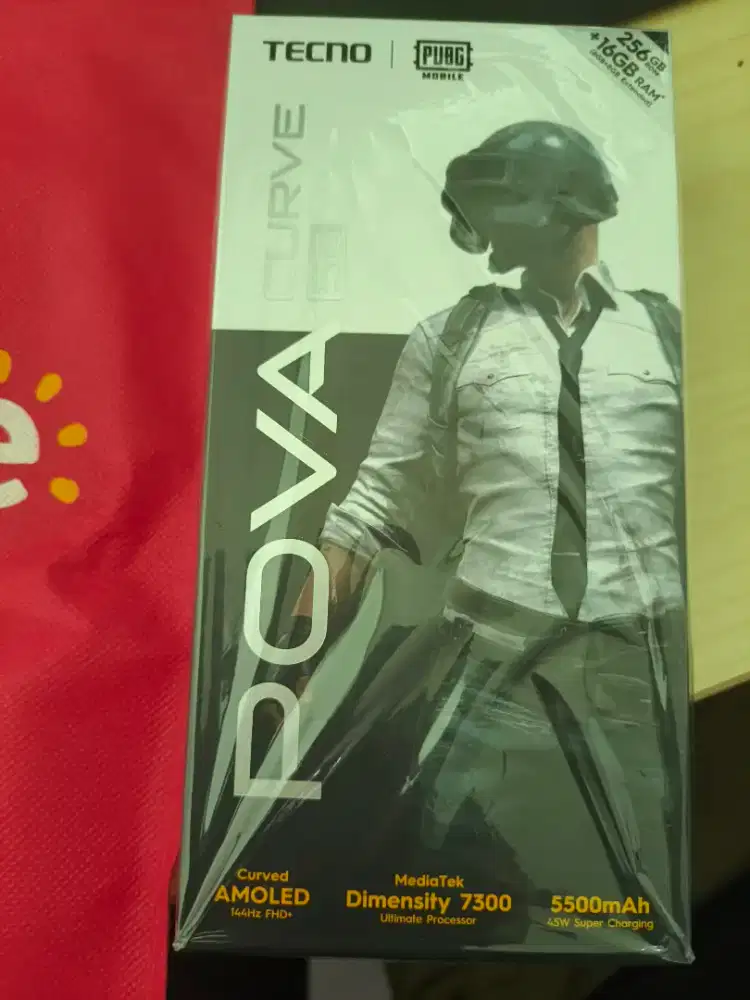 Tecno pova 7 curve 5G 8/256 silver