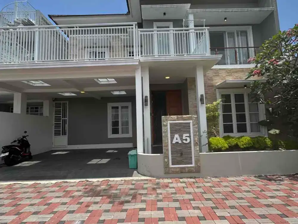 Rumah Mewah dekat Pasar Stan, Lotte Mart dan Pakuwon Mall di Maguwoharjo