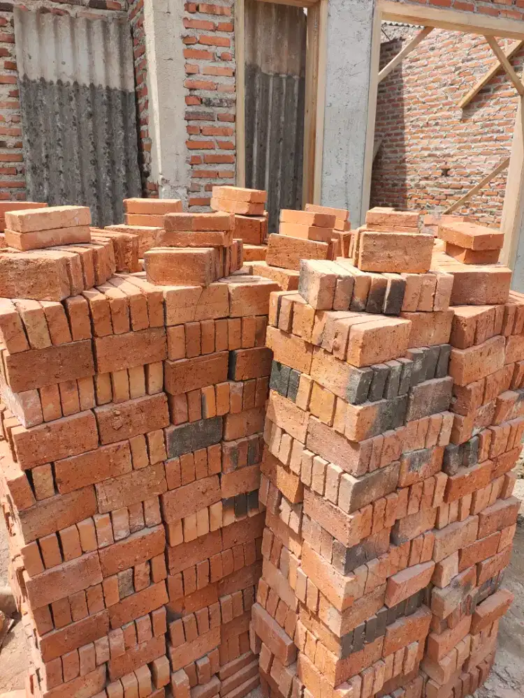 Batu bata merah press