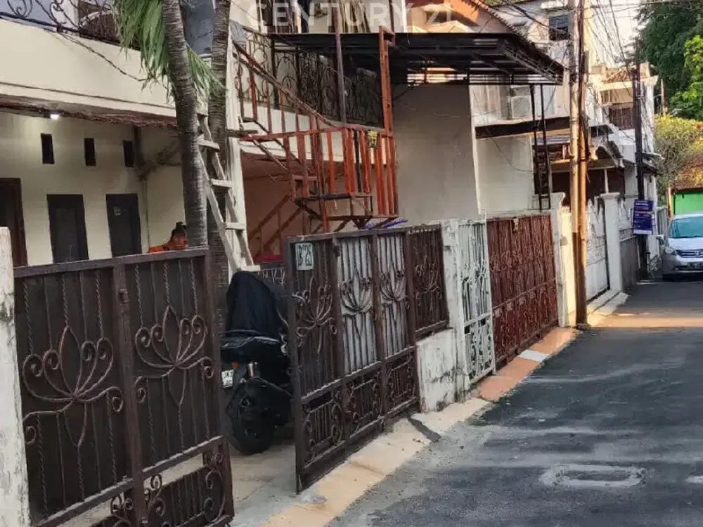Dijual Cepat Rumah 2 Lantai  1 M An Tebet Jakarta Selatan