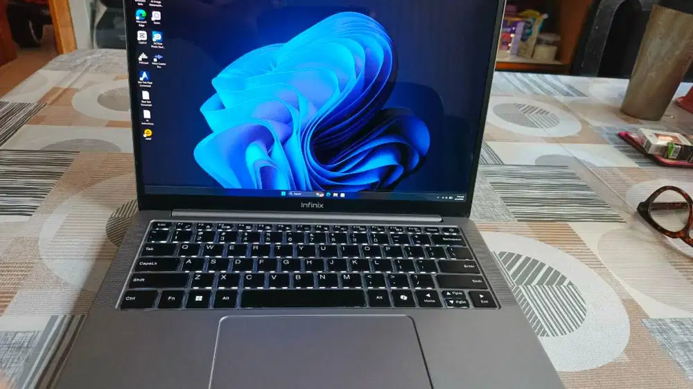 Jual Laptop i5 Gen13 OLED 120Hz DCI-P3 100%