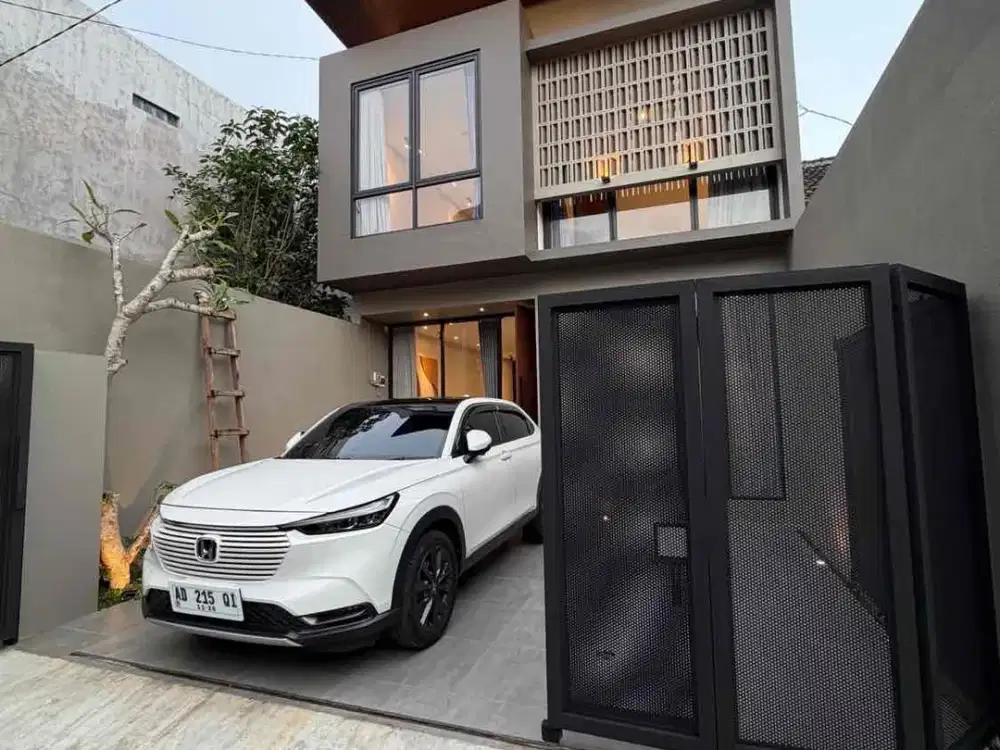 Rumah 2 Lantai Furnished dekat UGM Jalan Kaliurang Km 7 Area Kos