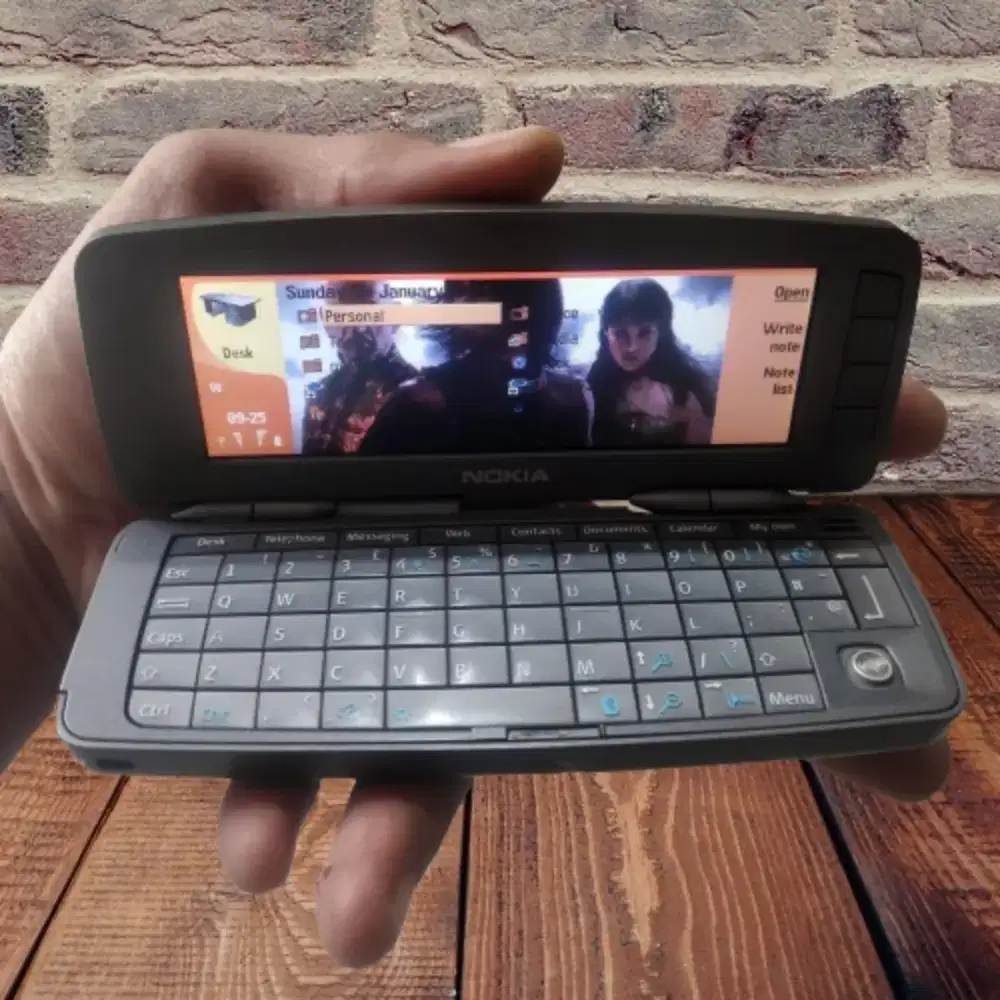 Nokia 9300 Dan Nokia 9300i Hp Jadul Komunikator 9300.