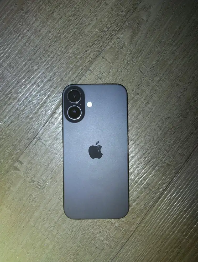 iPhone 16 128GB Black (Garansi Inter)