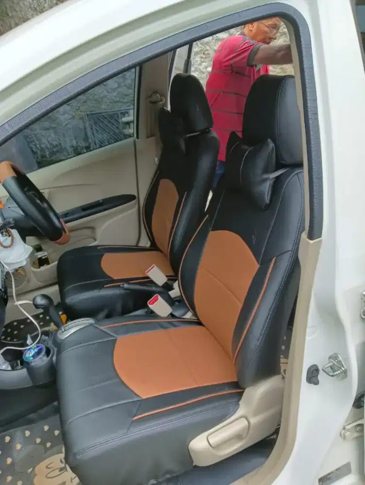 Sarung jok mobil Mobilio brv dan sejenis nya