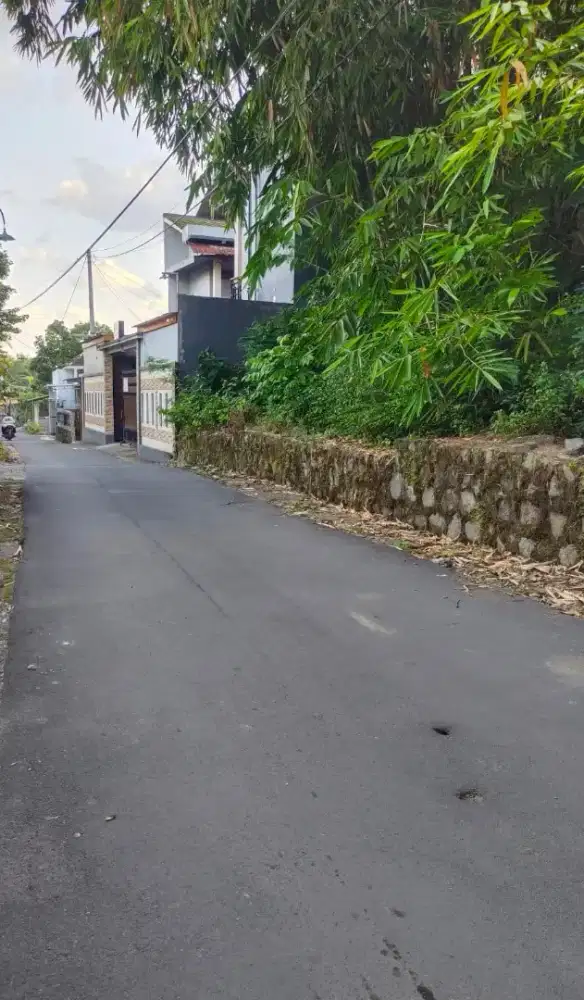 PEKARANGAN ISTIMEWA UNTUK KOST ATAU KAVLING SELATAN KAMPUS UII