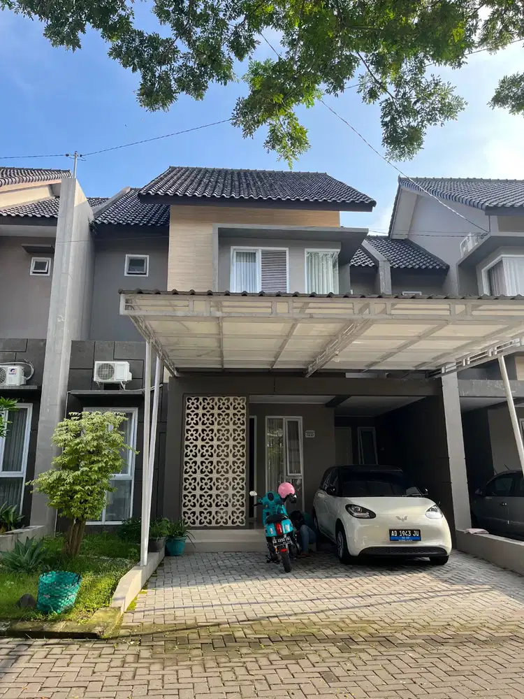 Rumah siap huni full interior lingkungan perfect!