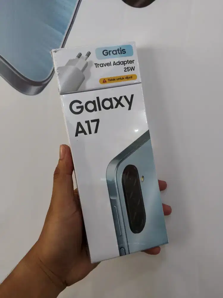 Samsung a17 ram 8/128 new