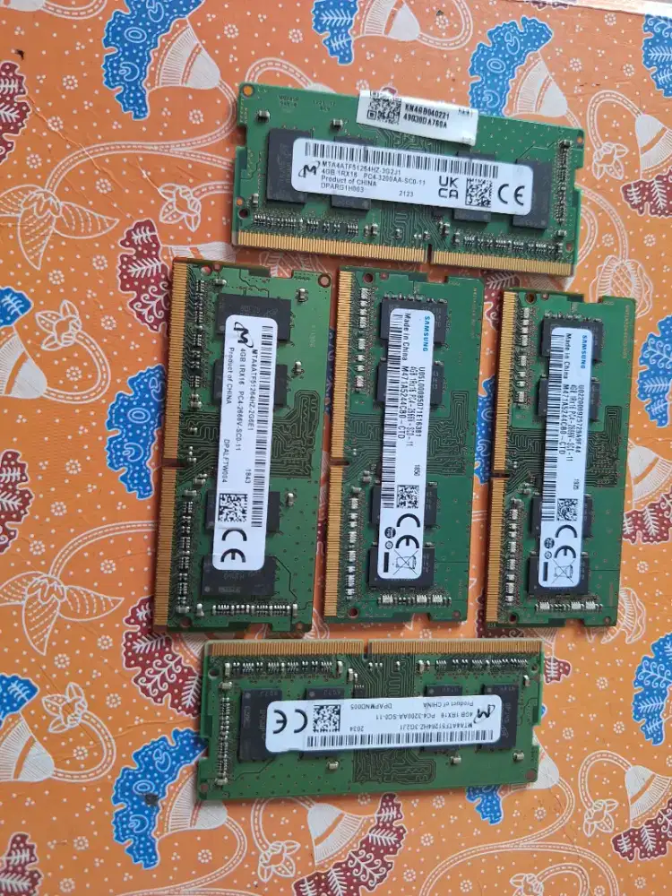Bismillah di jual ram laptop 4gb ddr4 kondisi tes ok