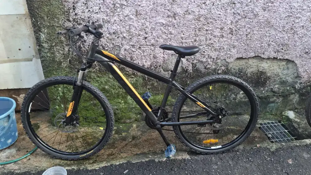 Dijual sepeda Genio MTB murah