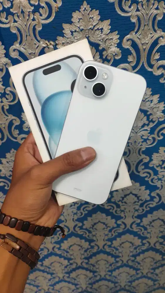 Iphone 15 256Gb Resmi Ibox Mulus Nominus Like new BH90%