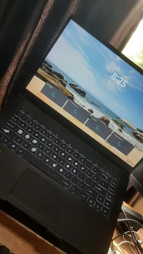 Laptop MSI 10 MODERN