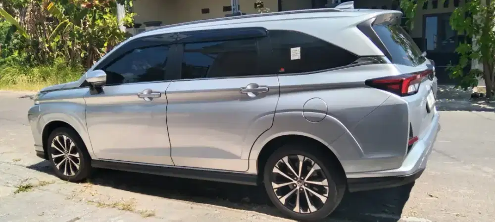 Toyota Avanza Veloz Q Matic 2022 low km