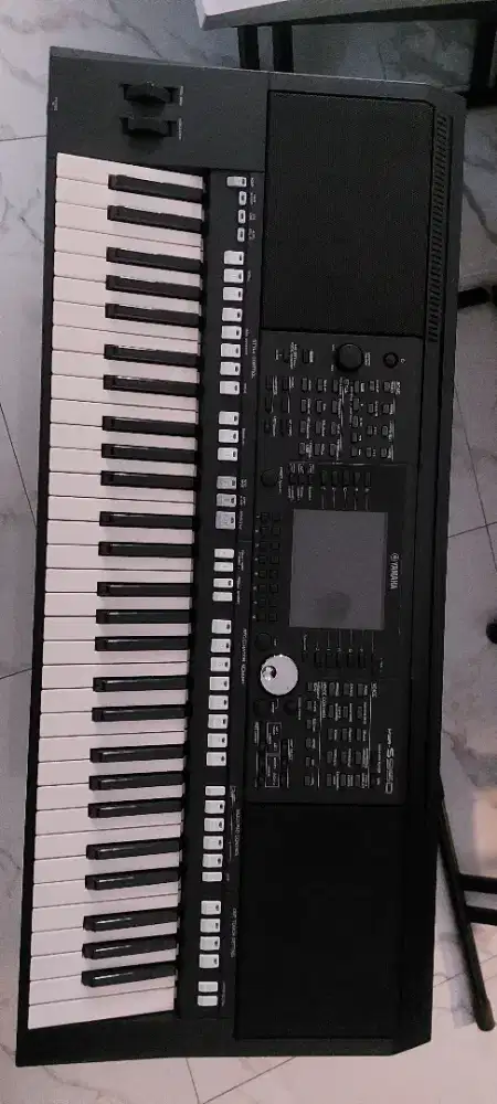 Keyboard yamaha Psr S 950
