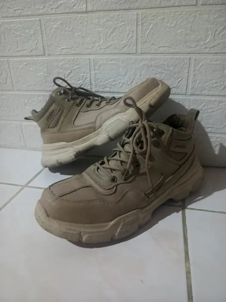 Sepatu safety fashion uk. 45