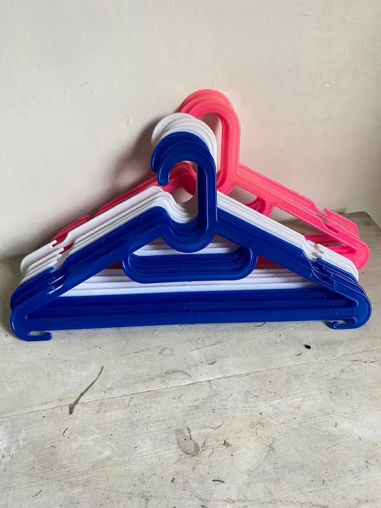 Gantungan baju / Hanger baju