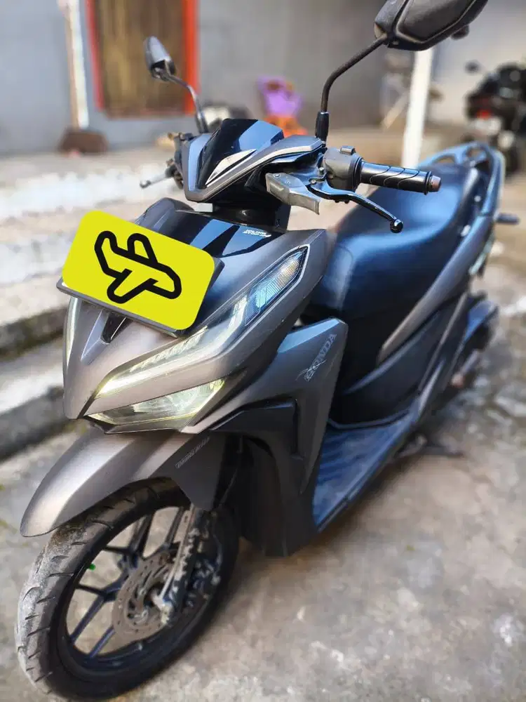 Honda Vario 125 NEW CBS ISS MATTE BROWN - 2019