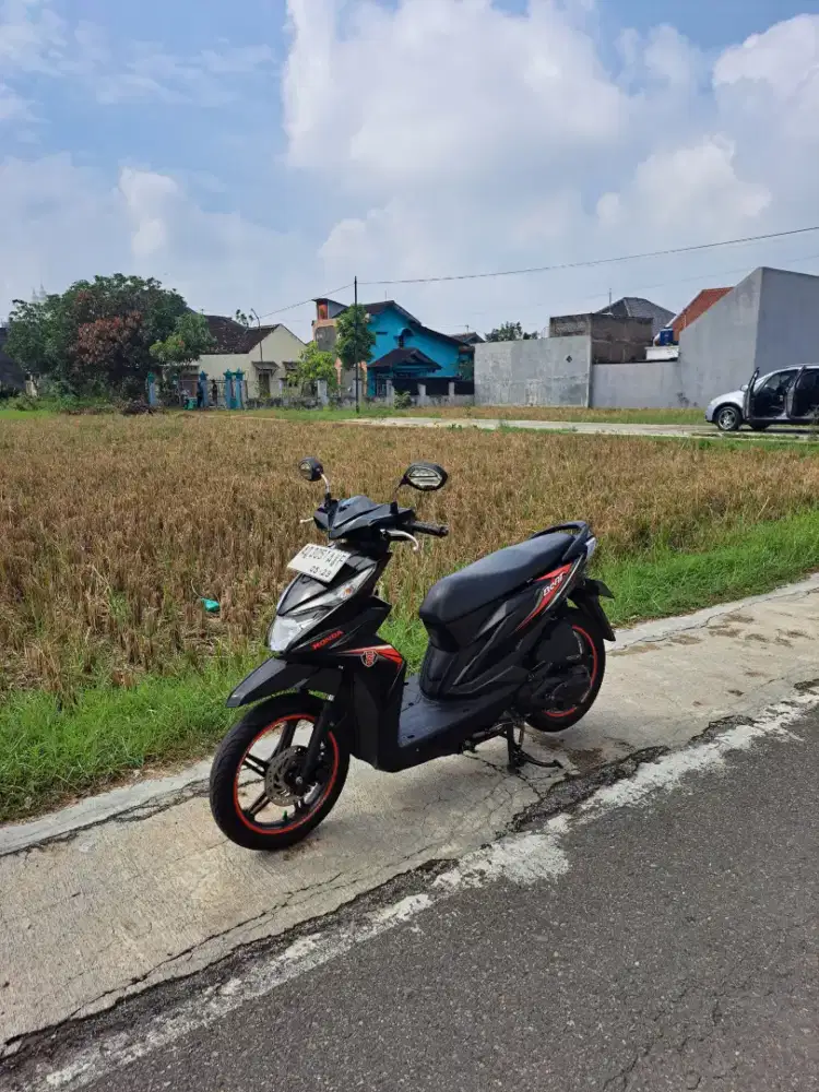 Honda beat eco 2019