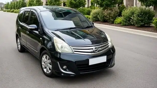 Nissan Livina 2012 Bensin