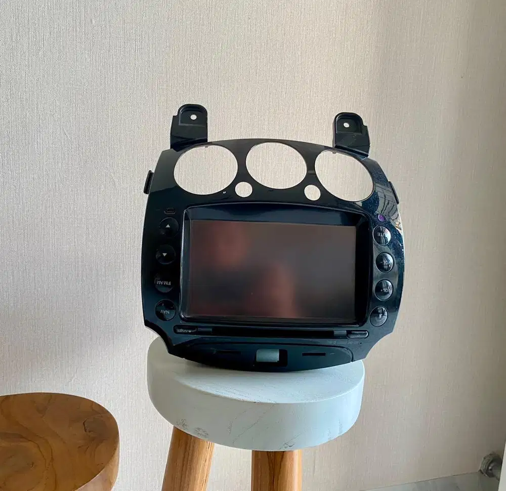 Head unit audio touchscreen Mazda 2 Hatchback tipe R / RZ  2012 / 2013