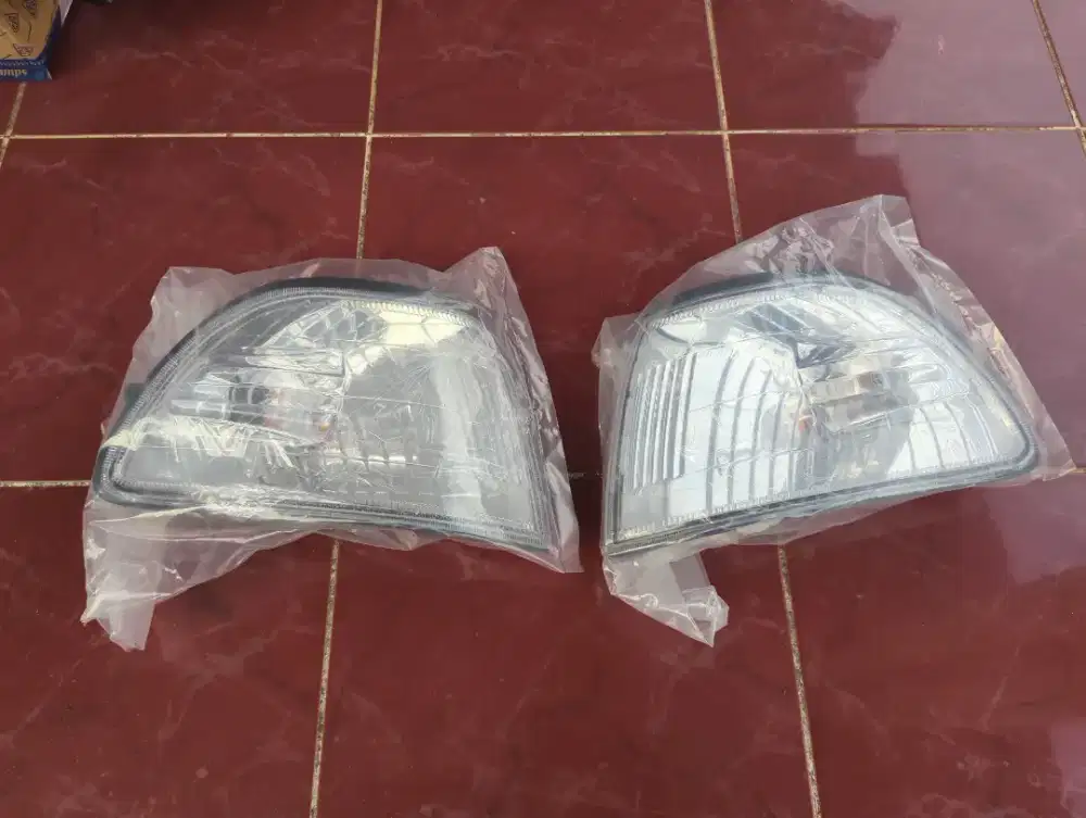 Lampu mika kijang LGX (kanan-kiri)