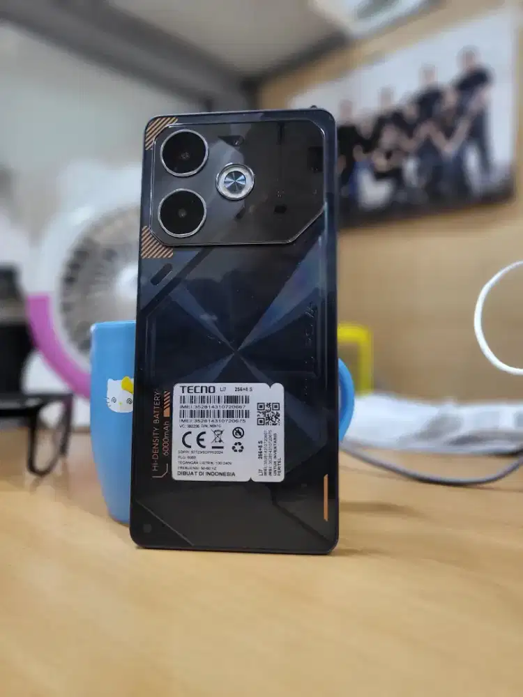 Tecno pova 6 8/256gb batangan