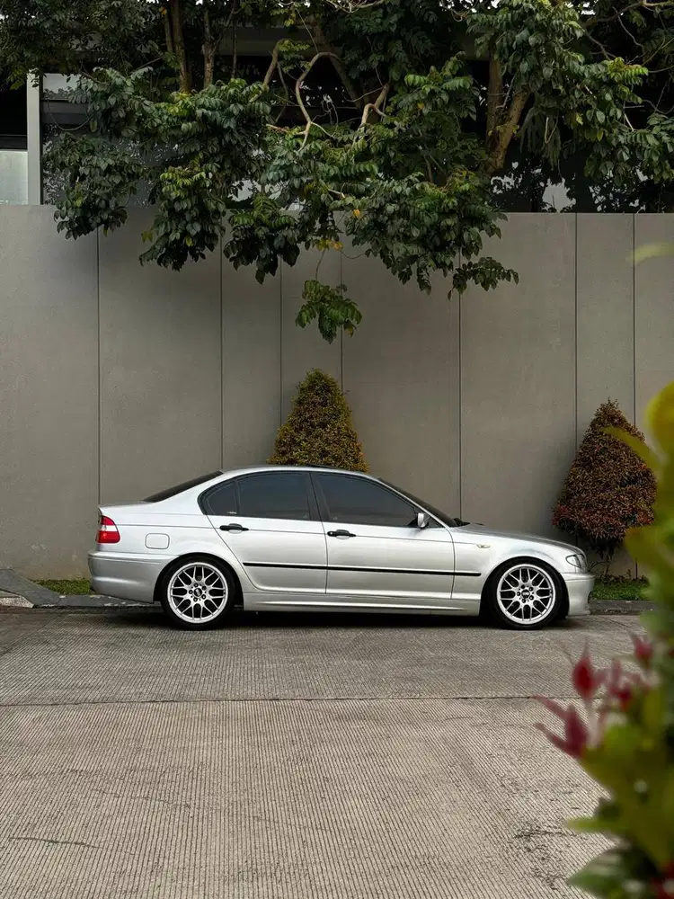 BMW E46 318 Th 2004 Titanium Silver On Black Last Edition