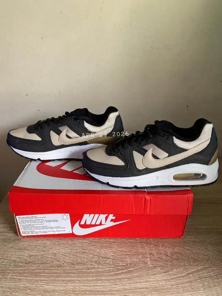 Nike air max woman outmeal
