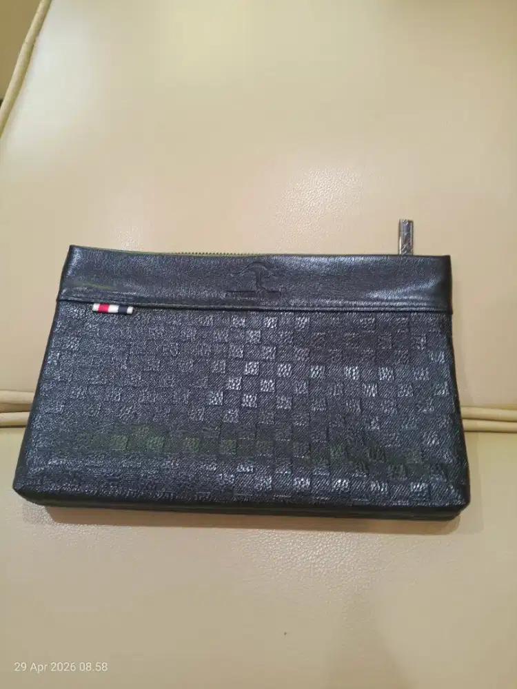 Tas tangan cowok