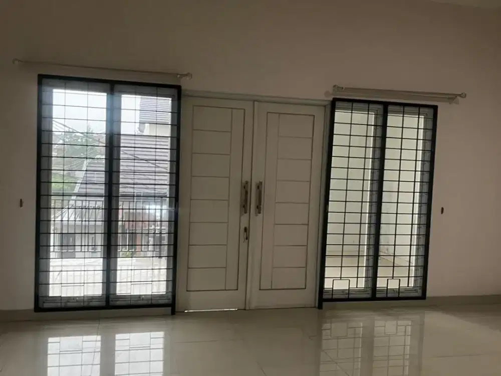 Dijual Rumah Baru dan Luas Siap Huni Minimalis Lokasi di Sayap Taman Kopo Indah Tki Bandung