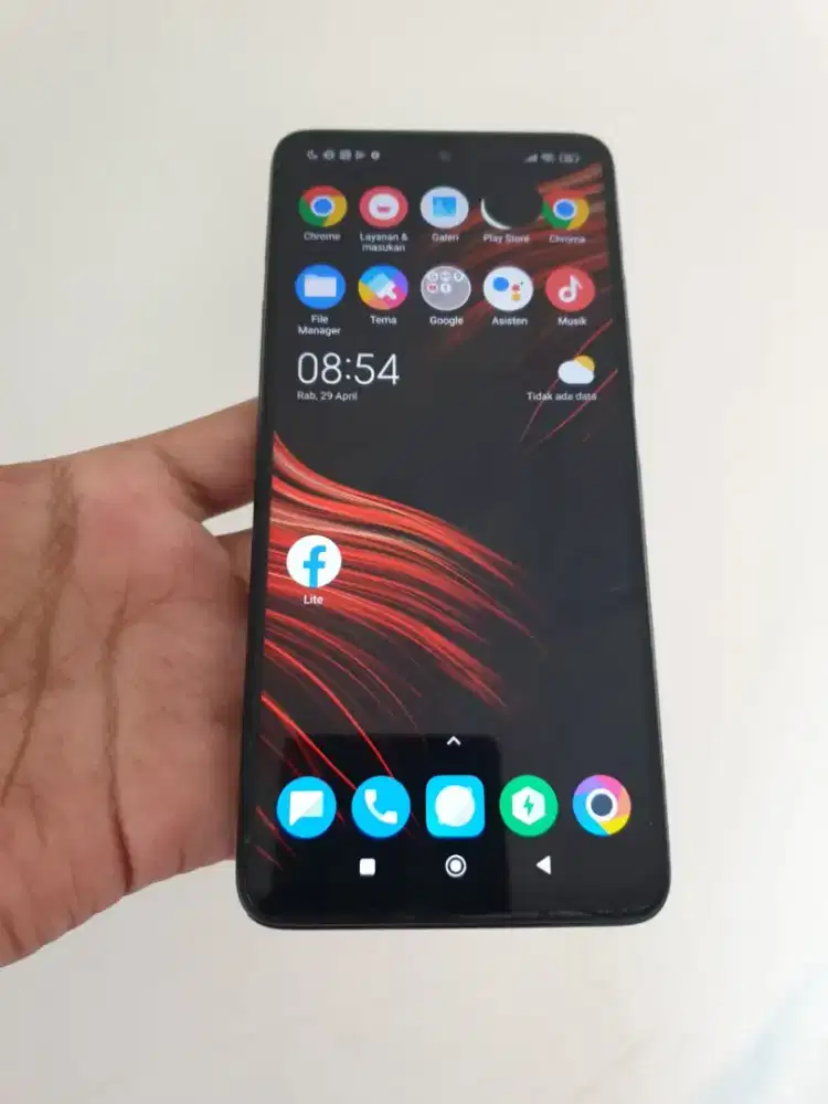 xiomi poco x3 nfc 8/128 masih normal