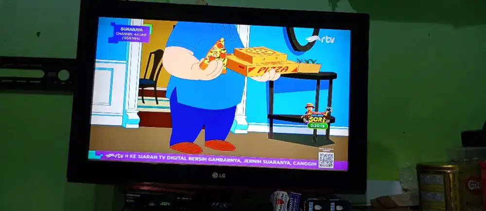 Tv lcd LG 32inc + stb