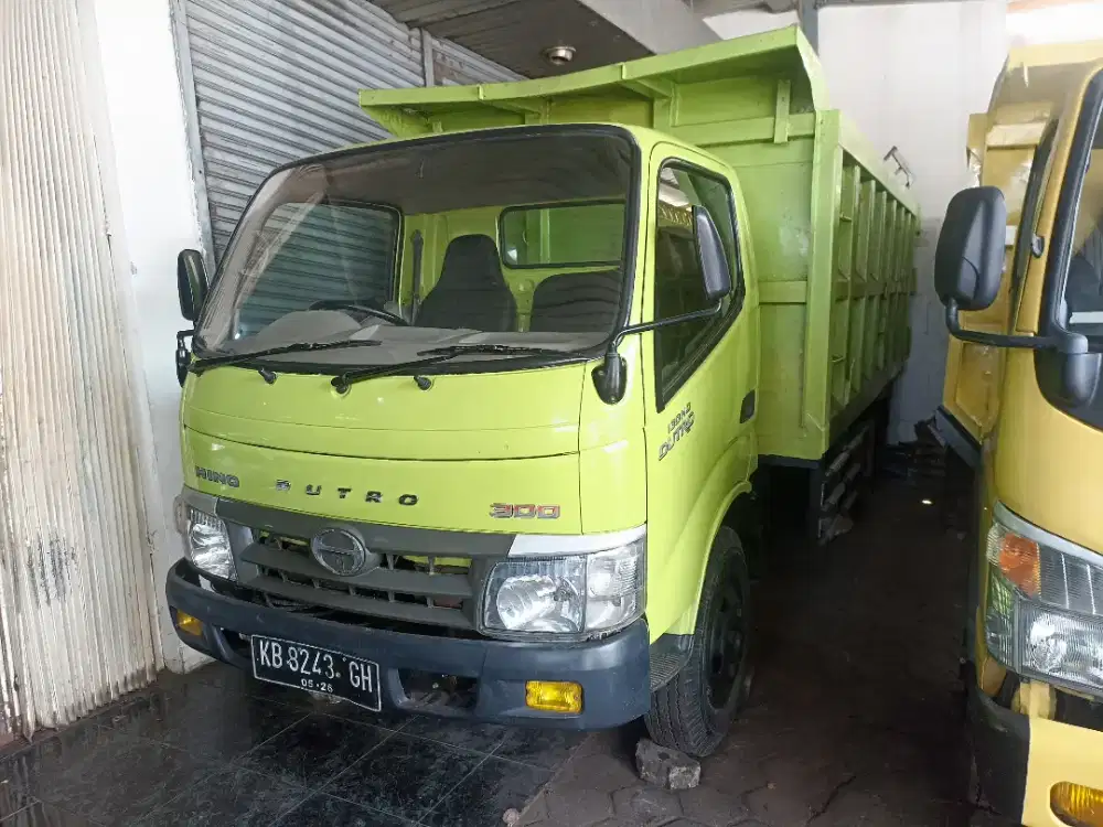 Hino Dutro 130HD Dump tahun 2021 Euro 2