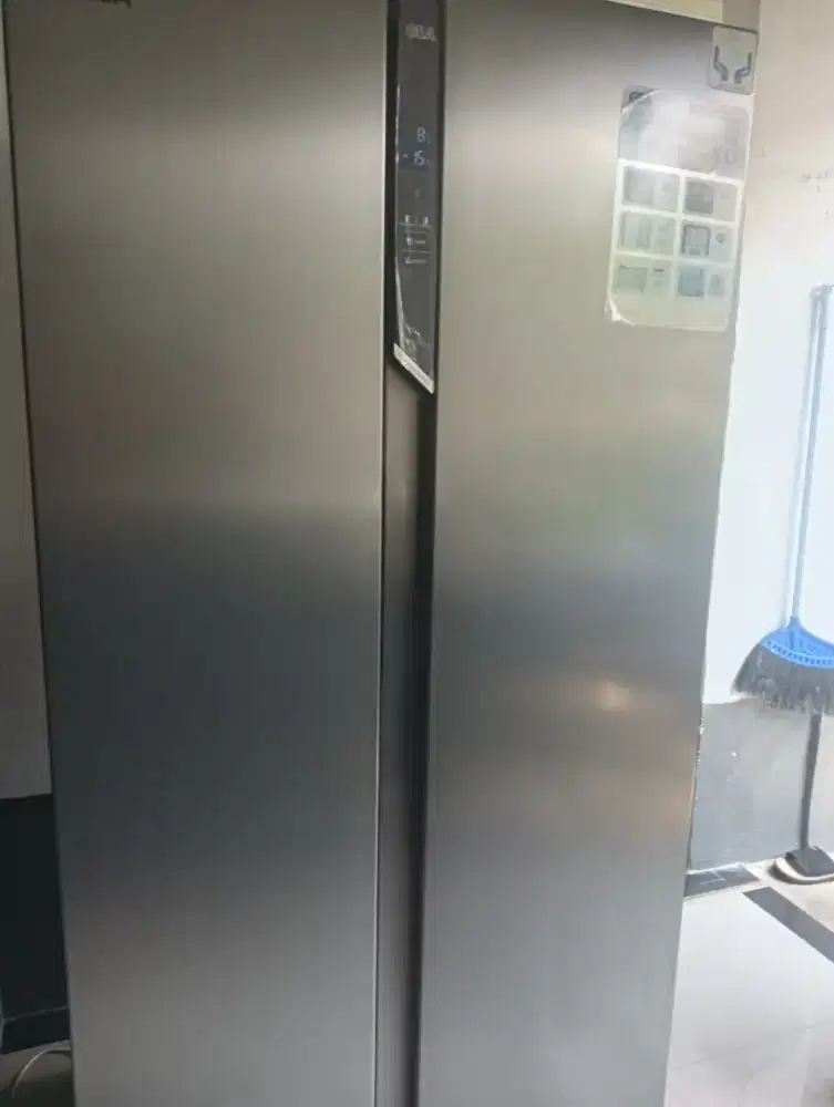 Kulkas 2 pintu merk GEA