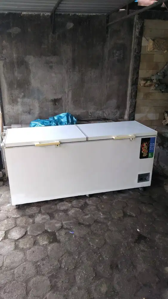 freezer box bekas murah merk RSA kapasitas 750L normal orisinil