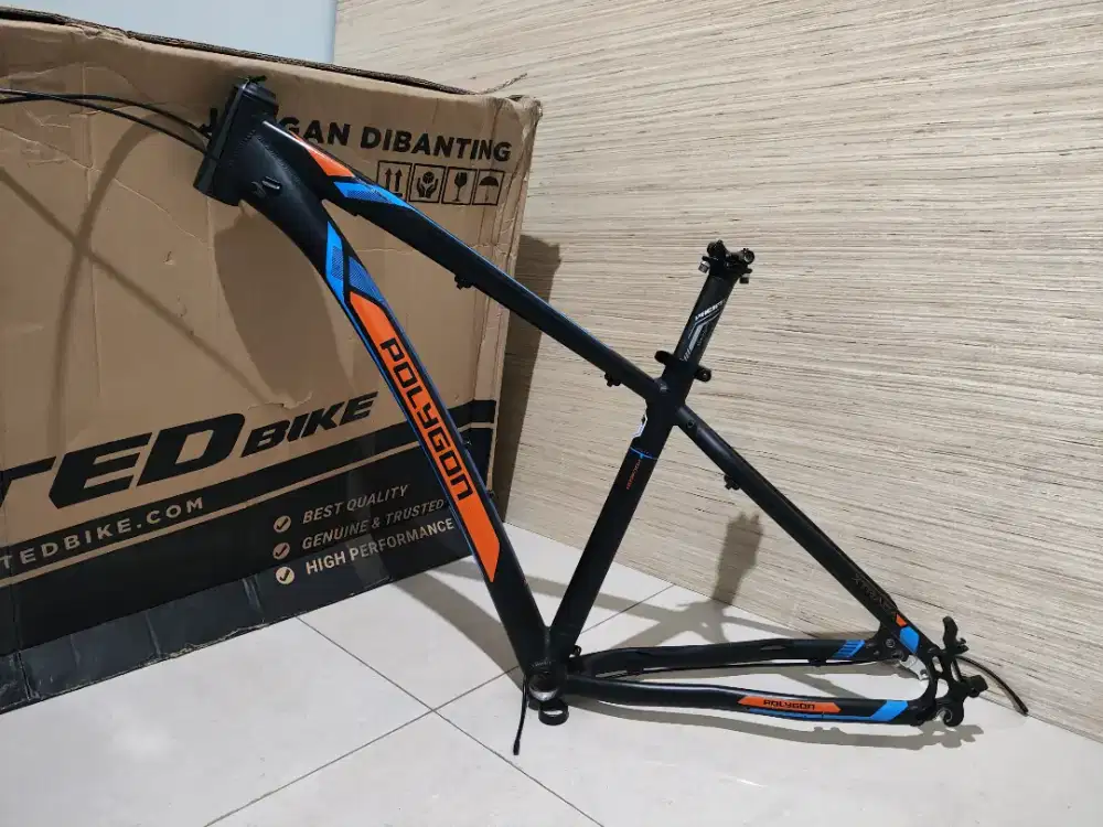 Polygon xtrada 5 ( frame ) size S roda 27,5