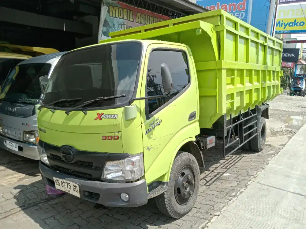 Hino Dutro 136HD Dump tahun 2023 Euro 4