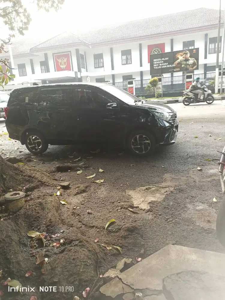 Mencari lowongan kerja sebagai driver