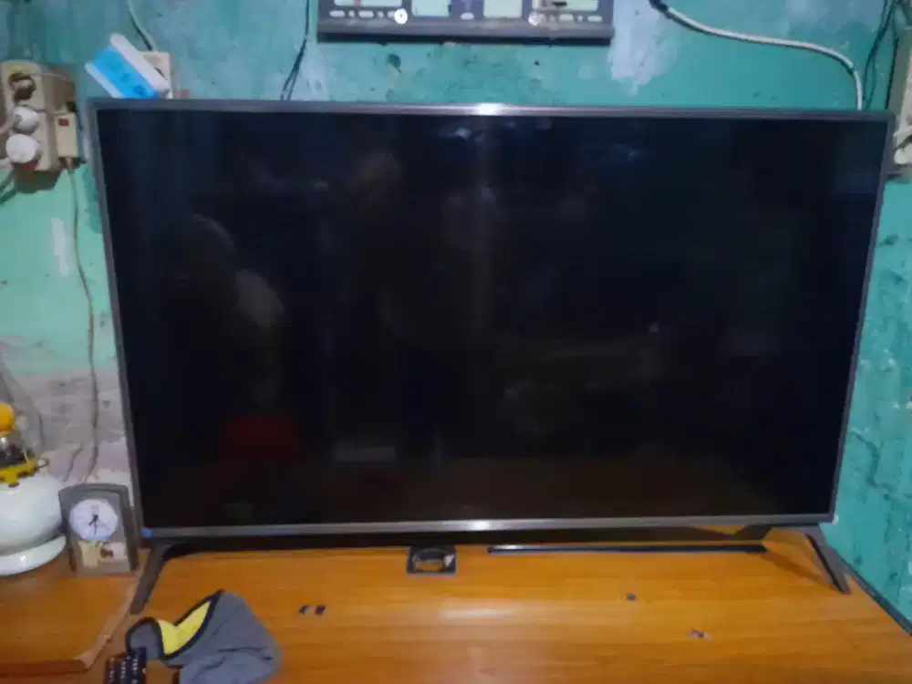 Jal tv LG 49in tipe UJ652T minus gambar  bergetar tv smart 4K