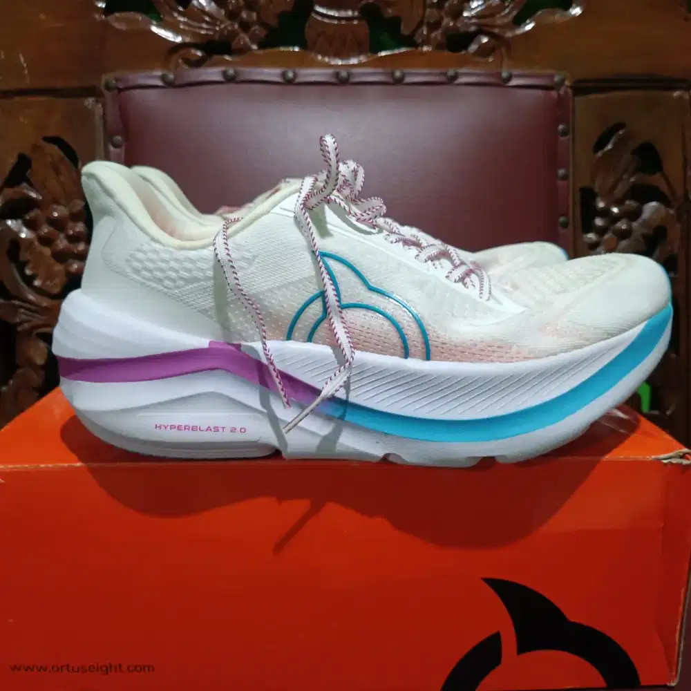 Sepatu Running Ortuseight Hyperblast 2.0